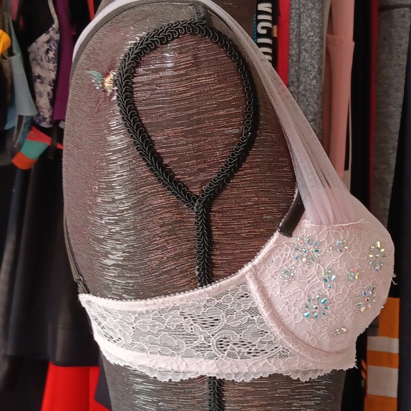 VICTORIA SECRET DREAM ANGELS LINED DEMI BRA 32D - Picture 8 of 15